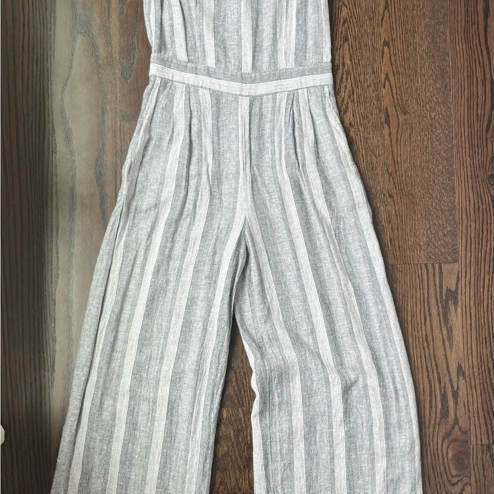Striped Gray Jumpsuit size XS barely worn and linen